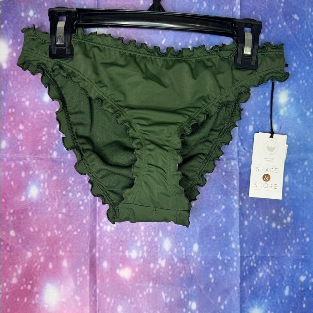New shade & shore bikini bottoms 🛍
